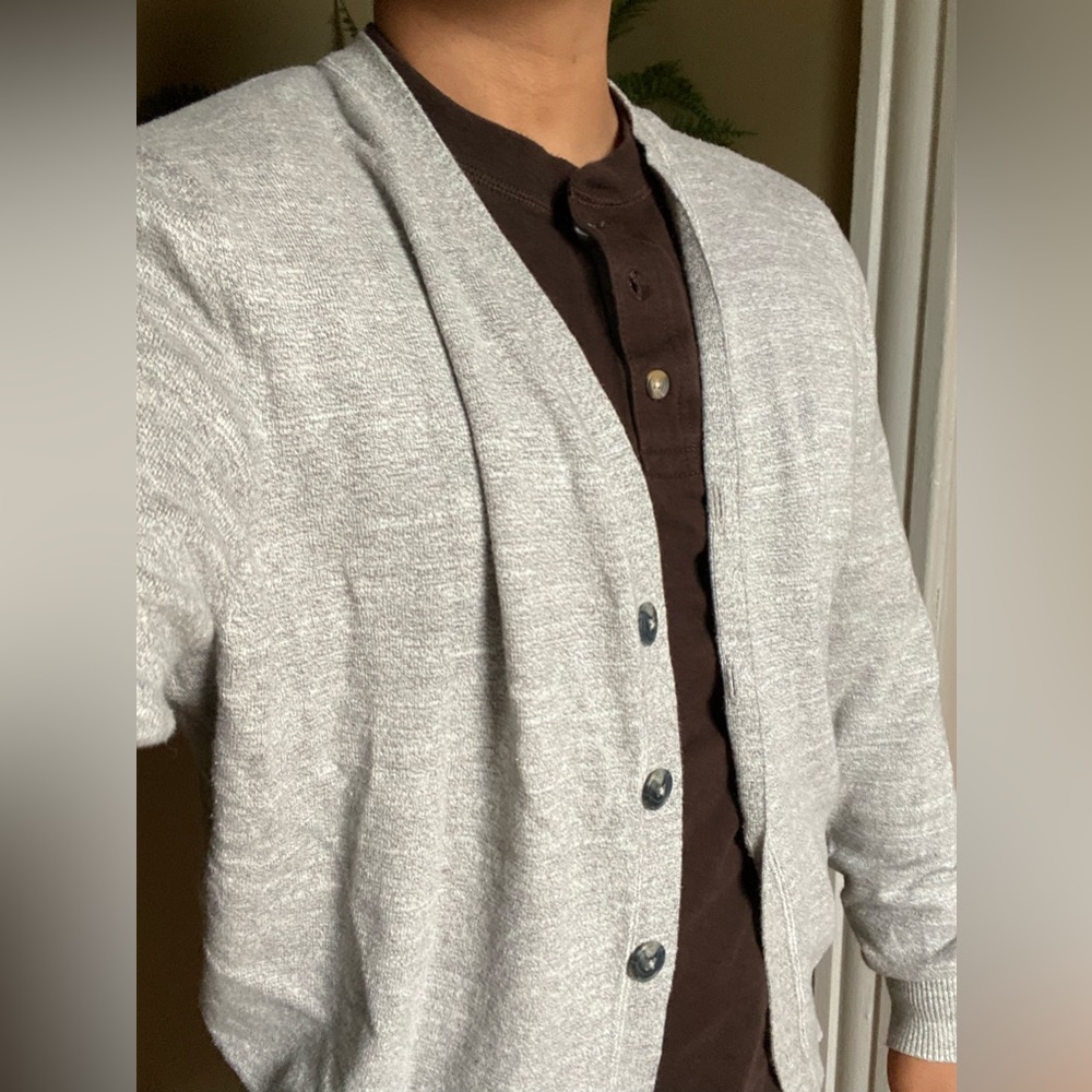 Button Front Cardigan Sweeter,Hudson North Men's Size L, Grey.